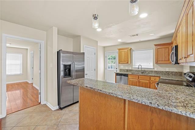 6 Huckleberry St - Photo 3 of 5