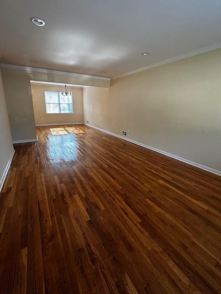 235 Livingston Ave - Photo 3 of 11