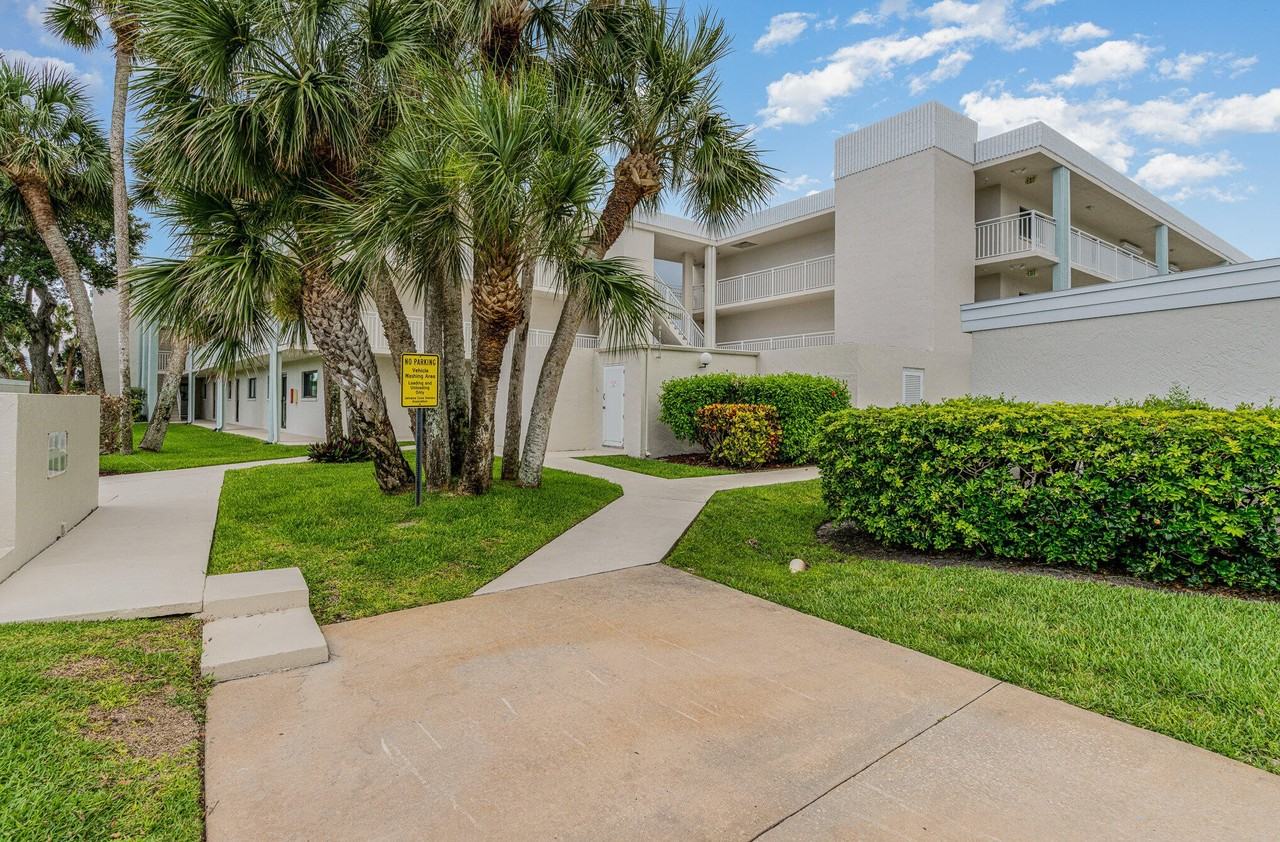 Apartments for Rent in Cocoa Beach, FL 117 Condos & Other Rentals