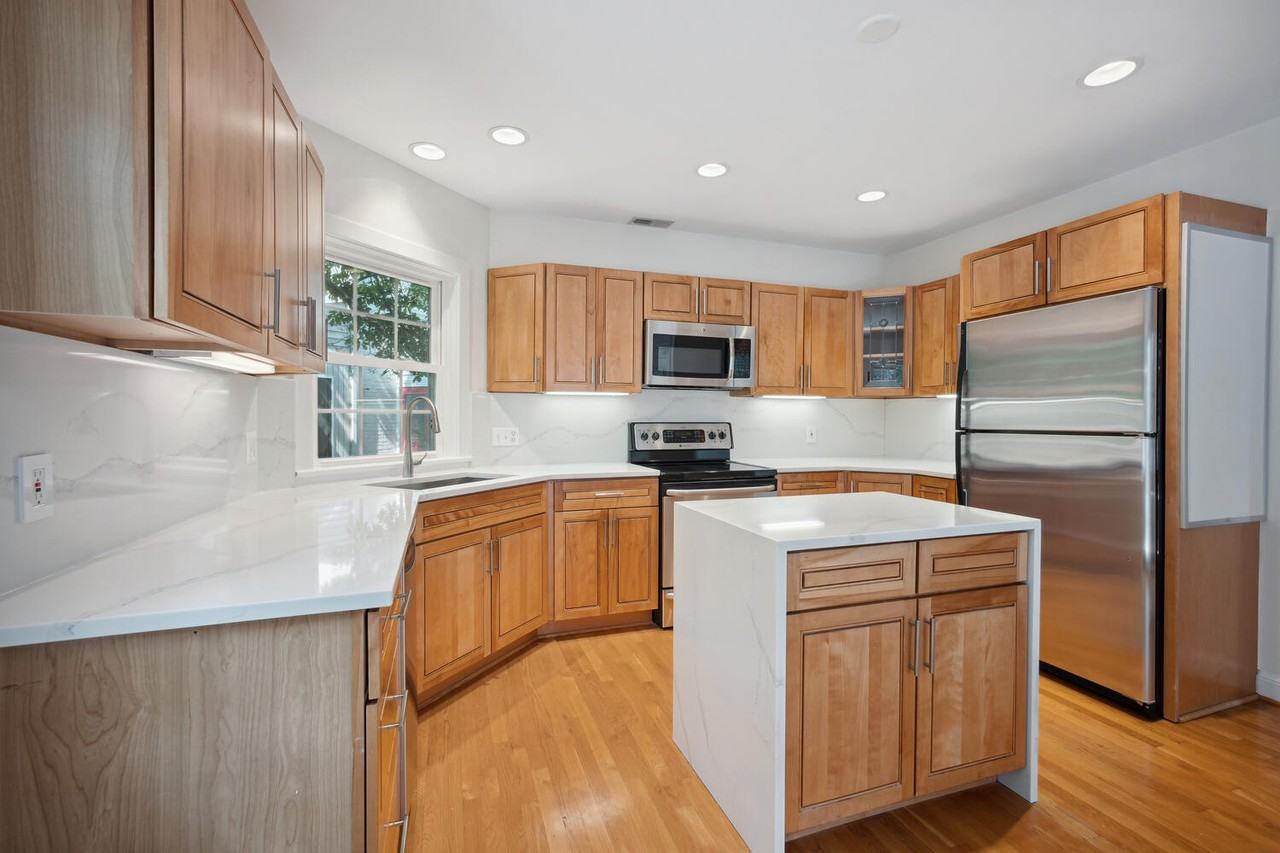 2612 Fordham Road - Photo 3 of 15