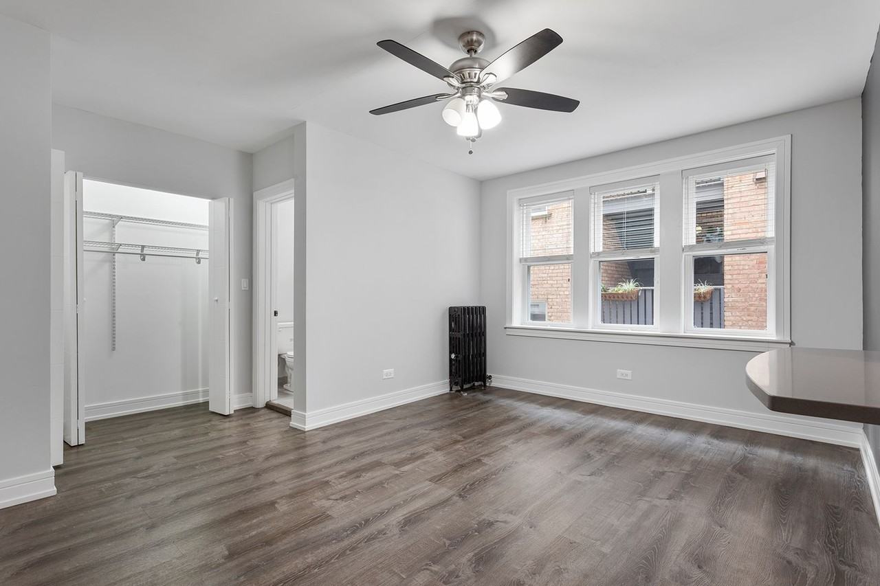 The 1521 Sherwin - Photo 3 of 31