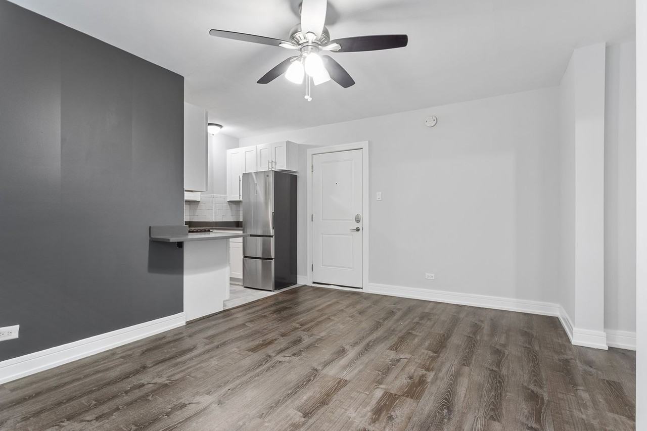 The 1521 Sherwin - Photo 5 of 31