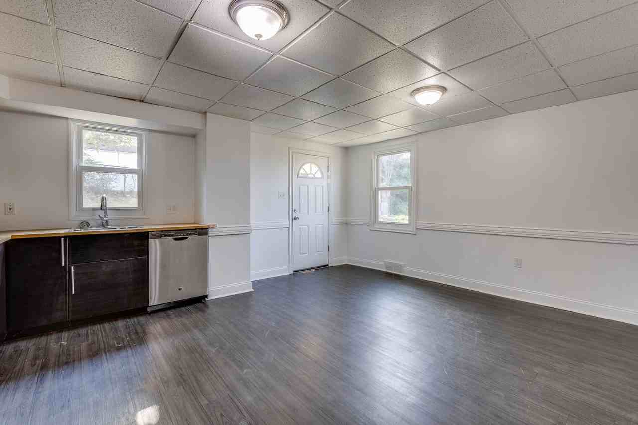 81 Westwood St - Photo 6 of 32