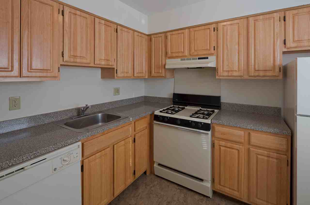 20 Church Rd - Photo 3 of 12