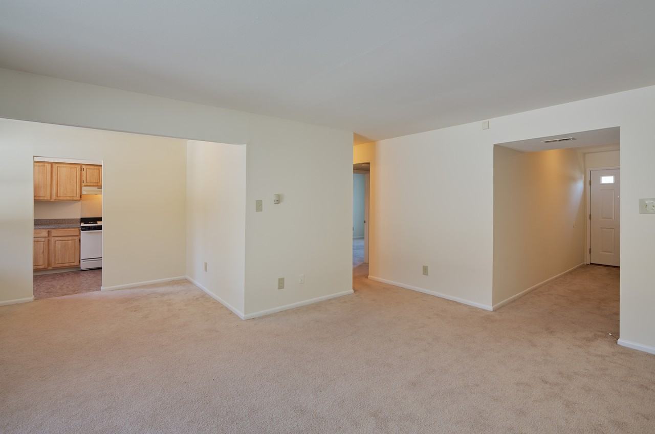 20 Church Rd - Photo 4 of 12