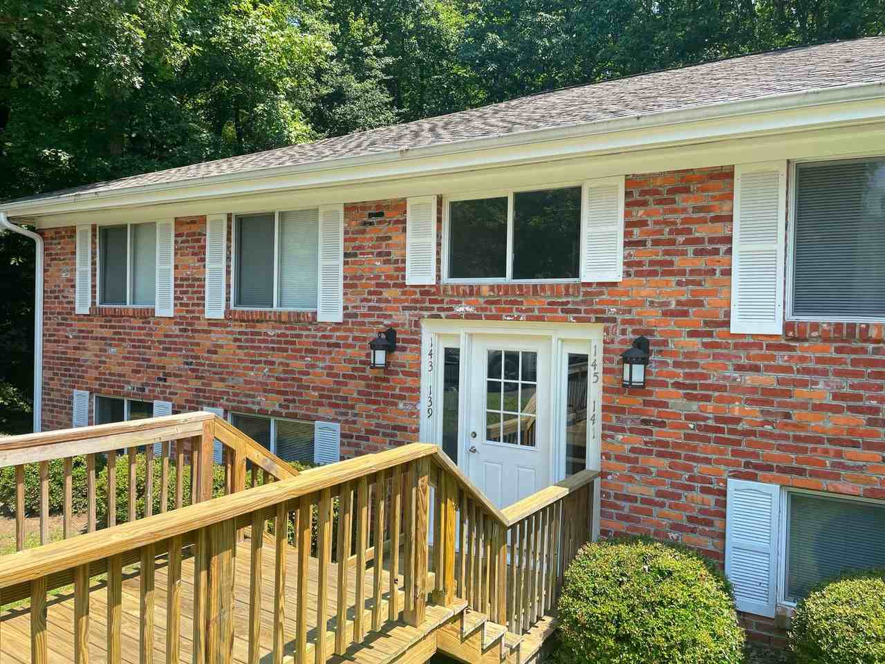 139 Albemarle Dr - Photo 2 of 18