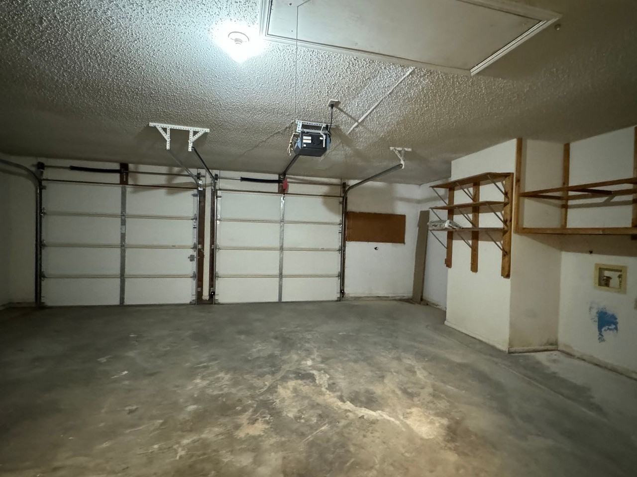 2306 Nw 75th St - Photo 2 of 13