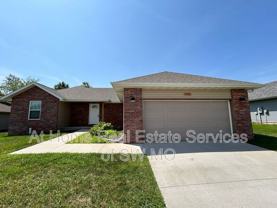 204 E Seminole St - Photo 1 of 1