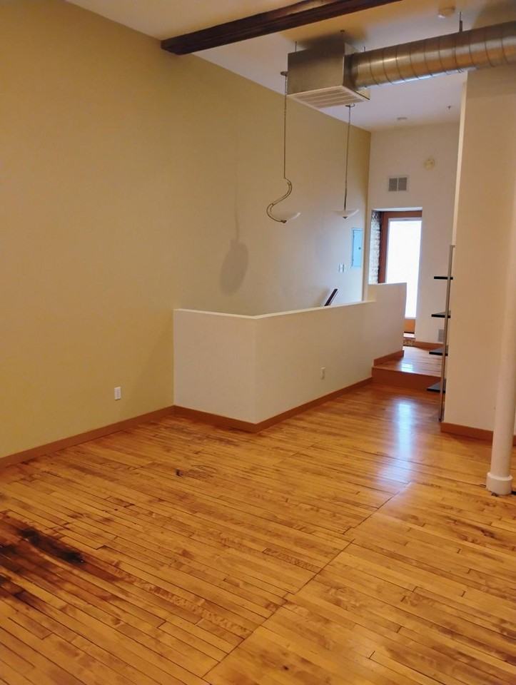 523 N Hickory St - Photo 2 of 19