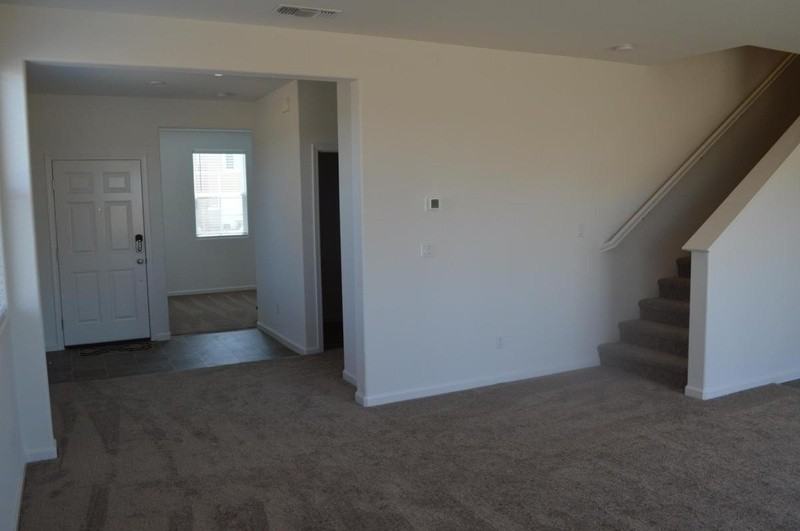 49 Medeival St - Photo 6 of 21