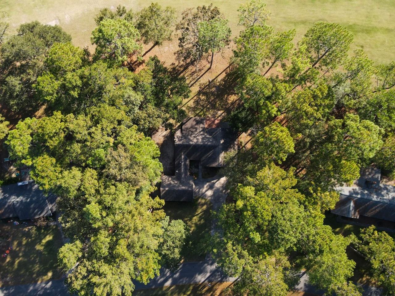 211 Cherokee Trl - Photo 2 of 50