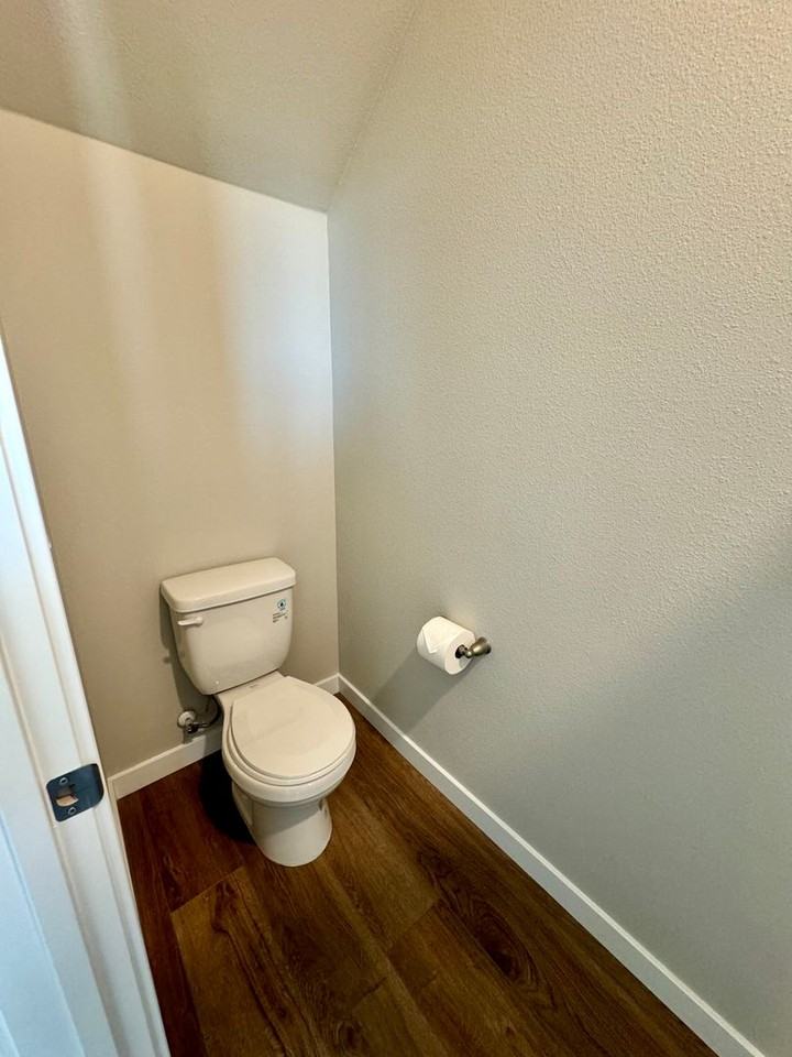 610 Mccaffrey Way - Photo 6 of 48