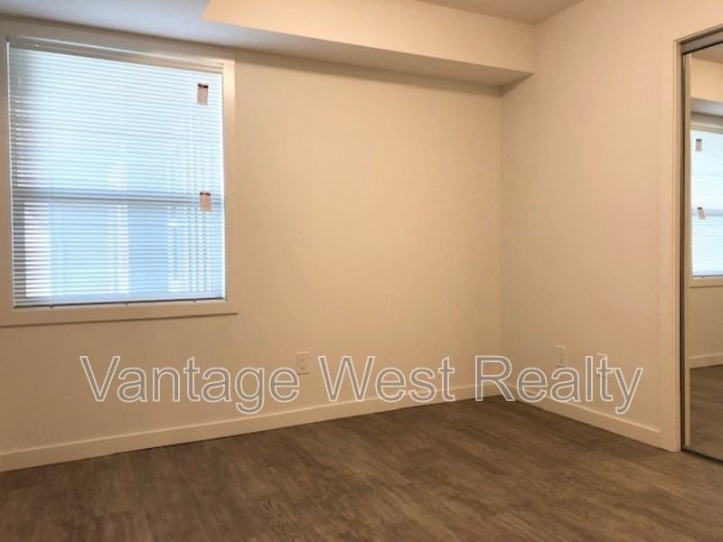 135 Academy Way - Photo 4 of 8