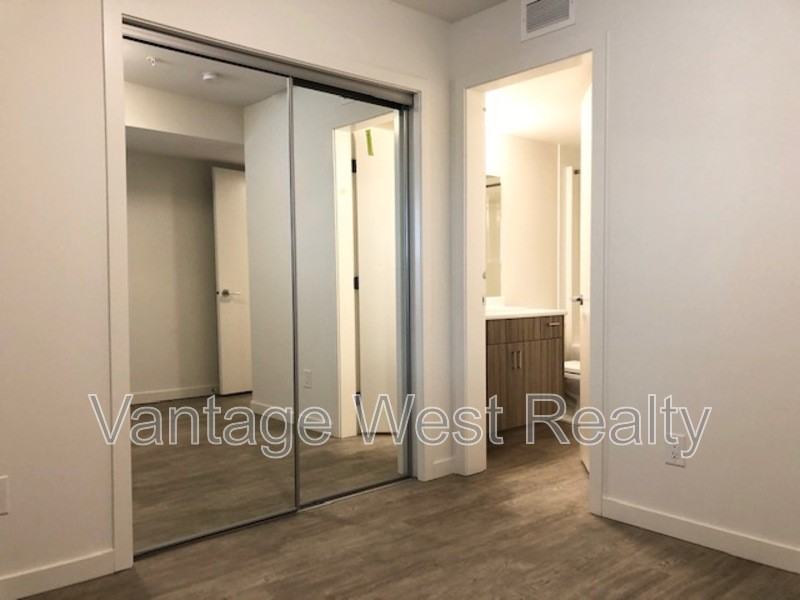 135 Academy Way - Photo 5 of 8