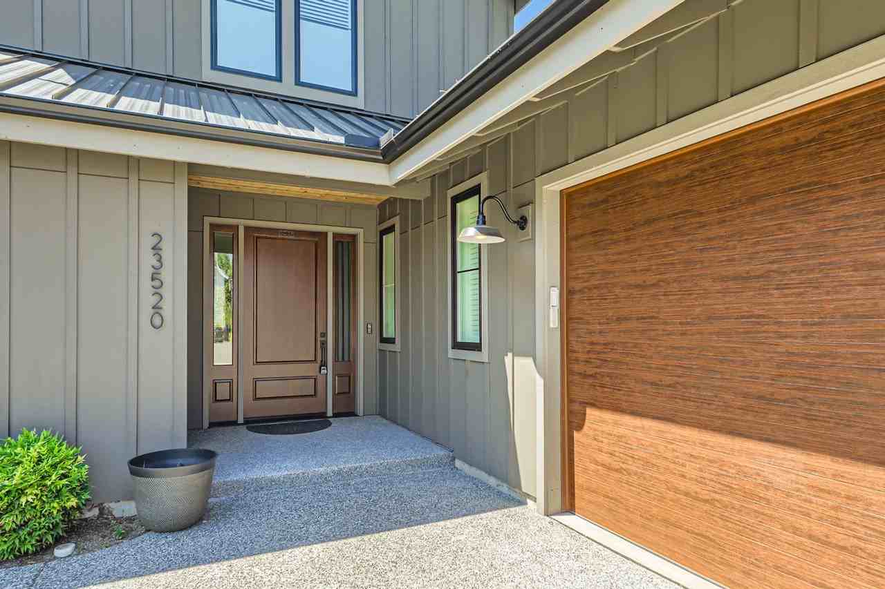 23520 7th Ave Se - Photo 2 of 28