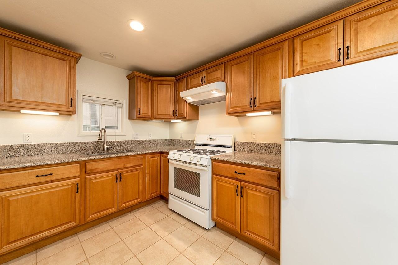 1515 Higgins St #1 - Photo 2 of 11