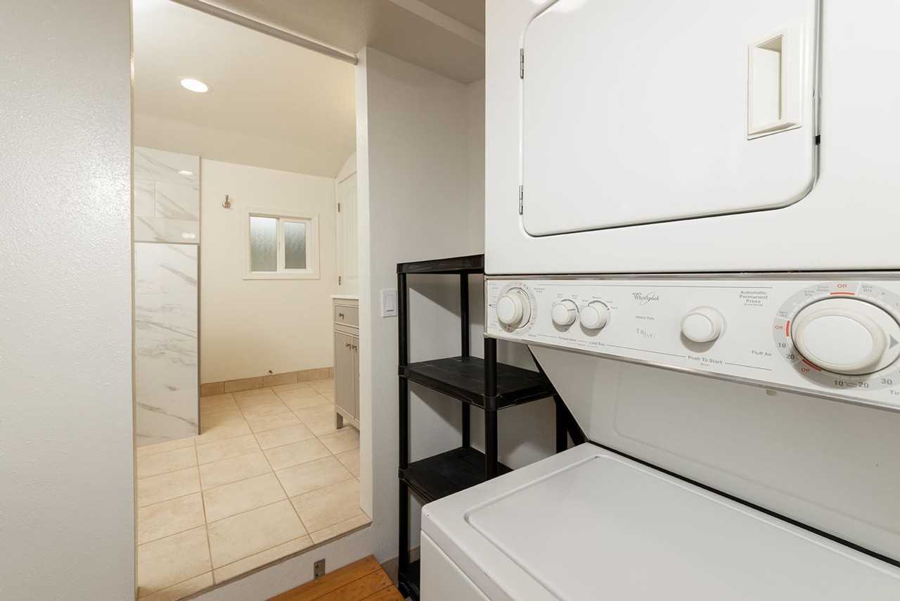 1515 Higgins St #1 - Photo 7 of 11