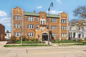 featured image of 826 Main St