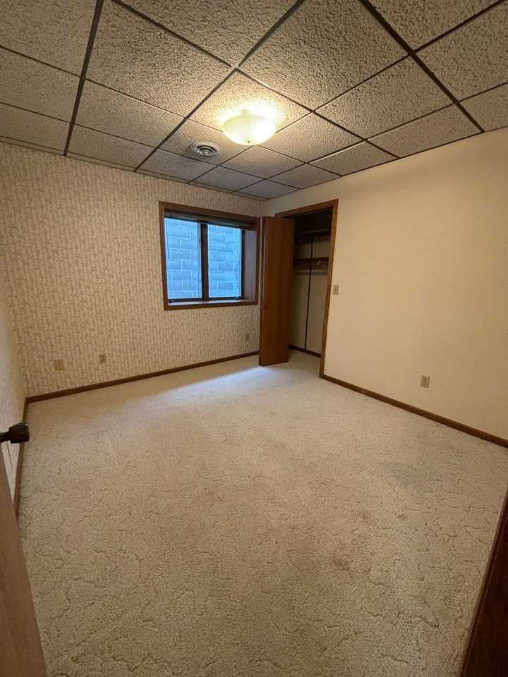 31 W Minnesota St - Photo 4 of 17