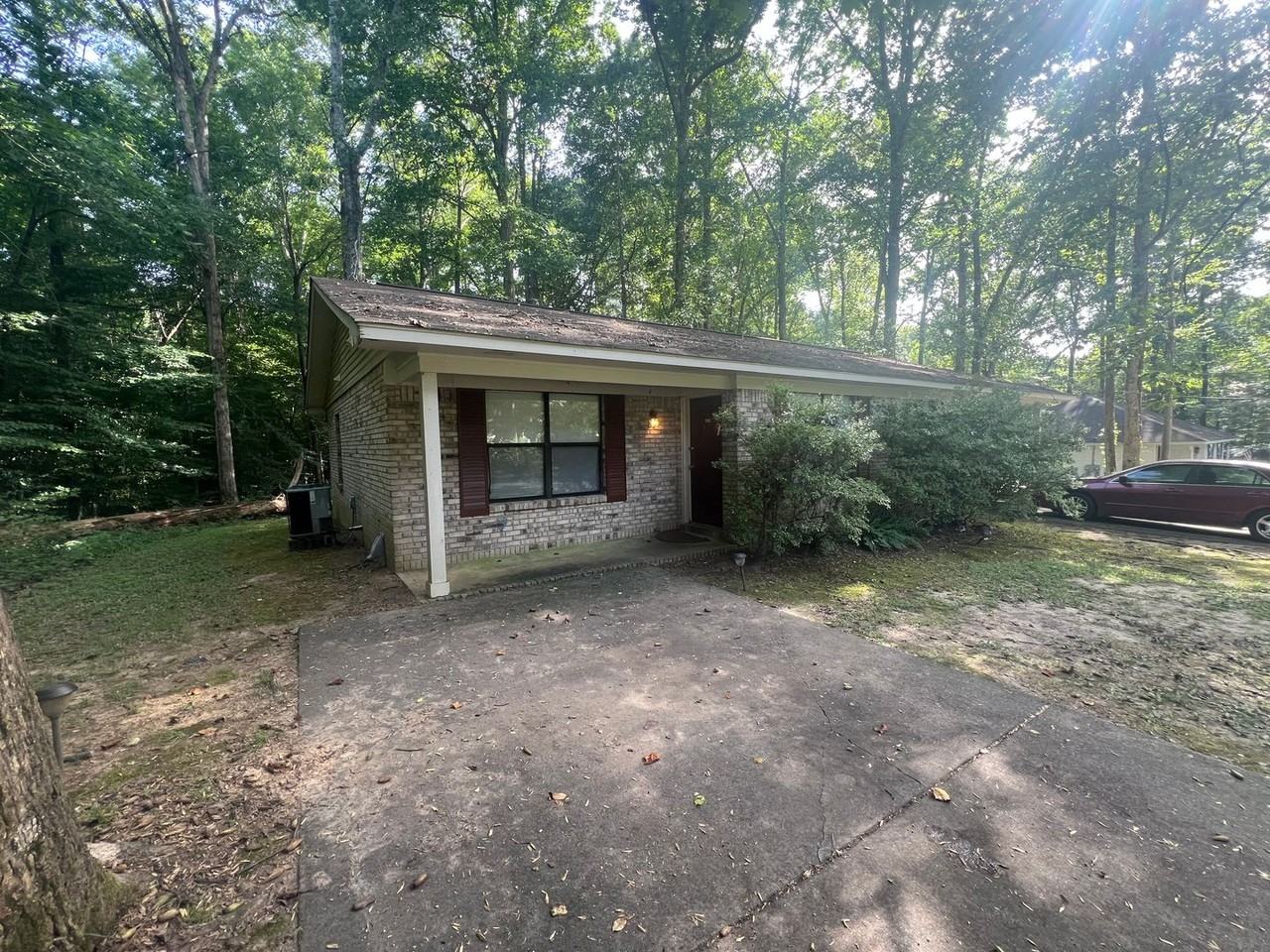 4803 Oak Meadow Dr - Photo 2 of 19