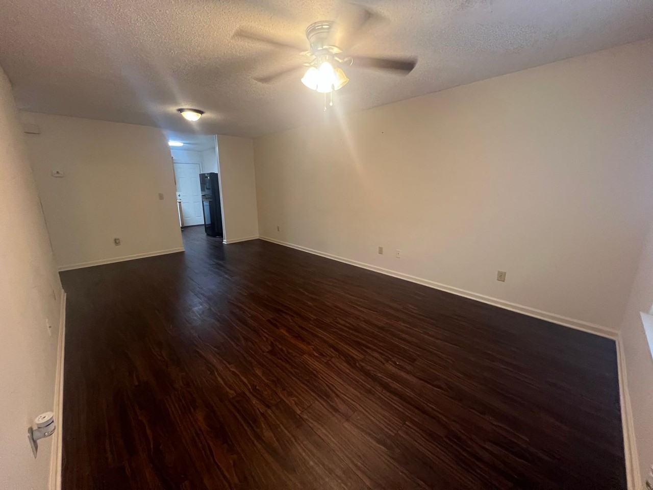 4803 Oak Meadow Dr - Photo 4 of 19