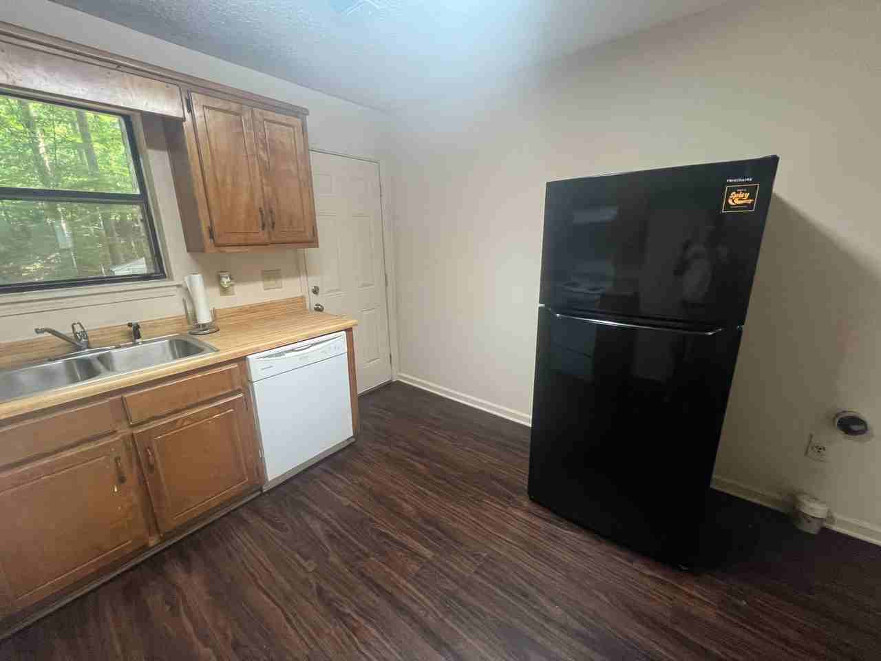 4803 Oak Meadow Dr - Photo 7 of 19