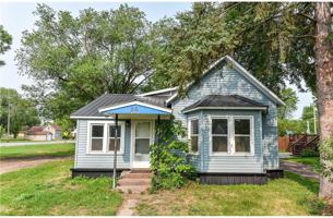featured image of 216 5th St Sw