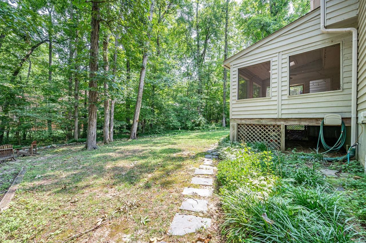 6022 Watch Harbour Rd - Photo 5 of 39
