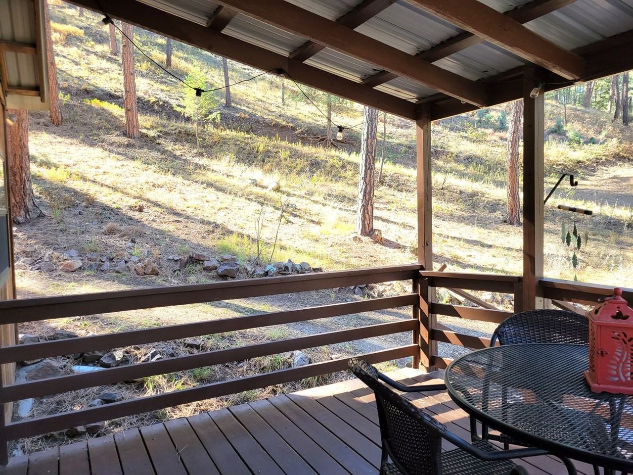 235 Hart Ave - Photo 3 of 41