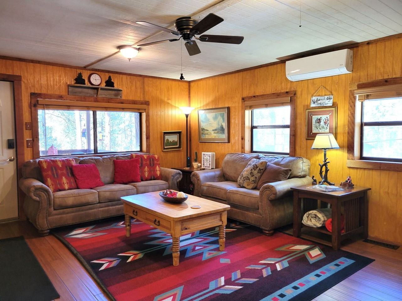 235 Hart Ave - Photo 6 of 41