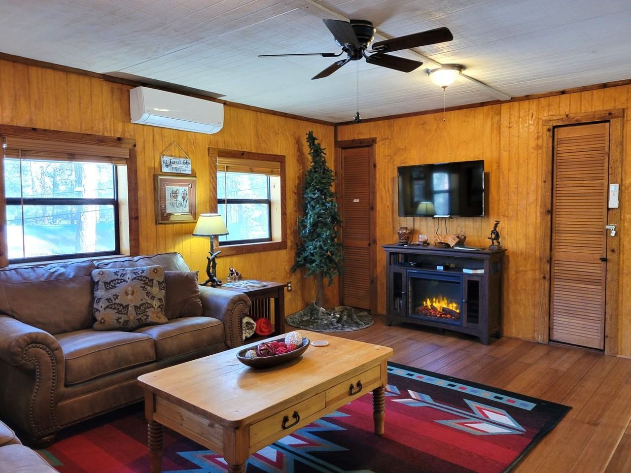 235 Hart Ave - Photo 7 of 41