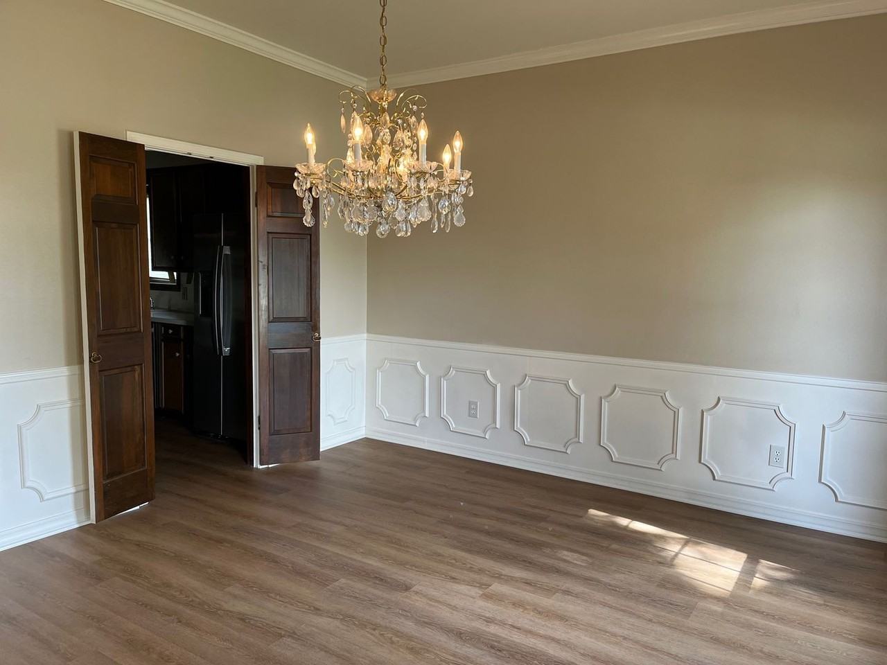 500 S Dresden Ct - Photo 4 of 21