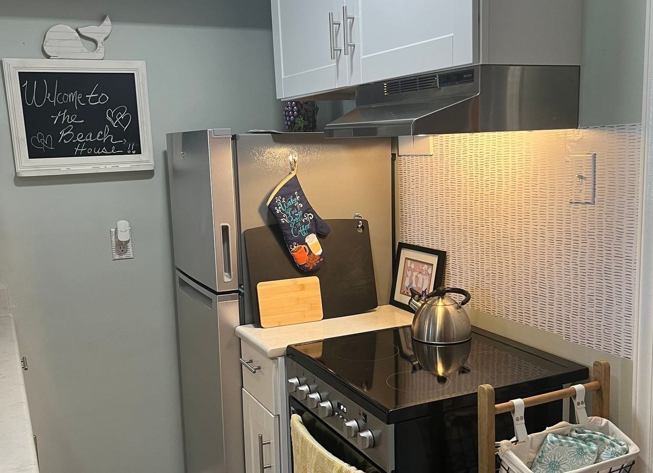 1100 Possum Trot Rd - Photo 6 of 17