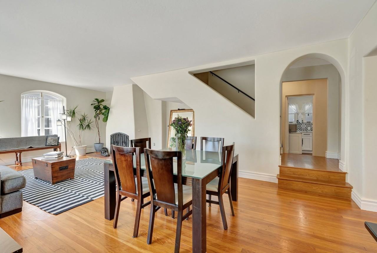 3008 James St - Photo 7 of 30