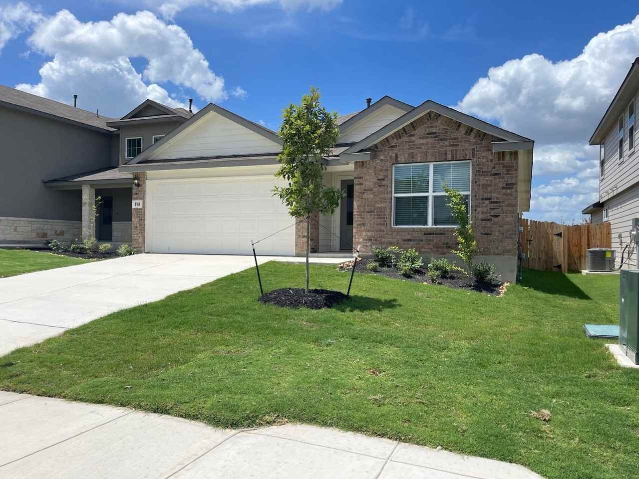 198 Sparrowhawk - Photo 2 of 13