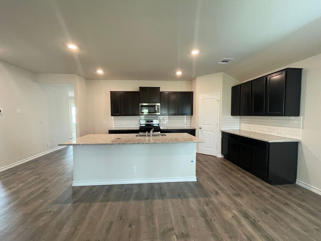 198 Sparrowhawk - Photo 4 of 13