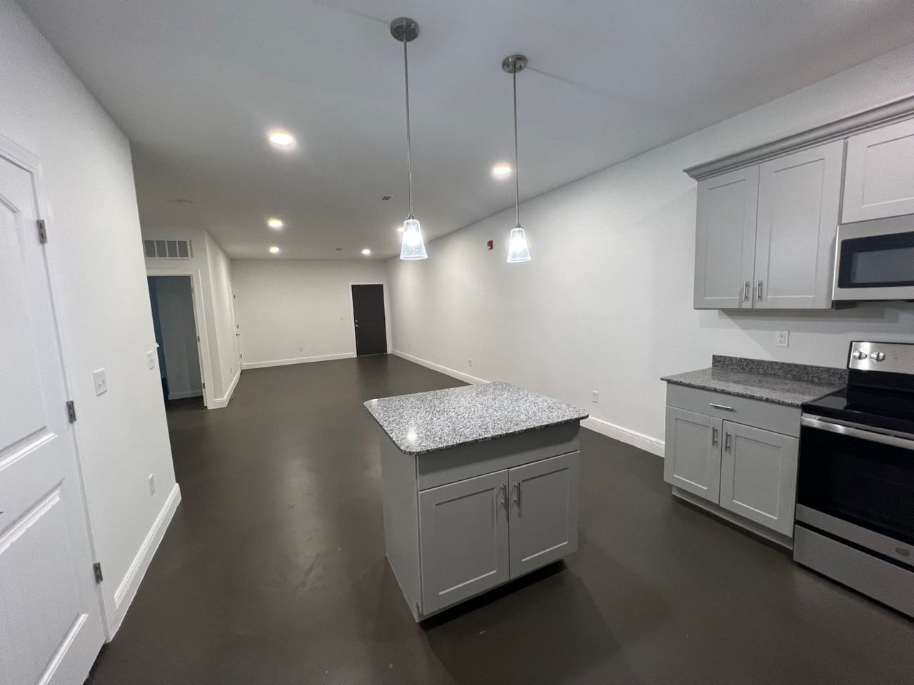 3760 Patriot Pkwy #2G - Photo 4 of 8