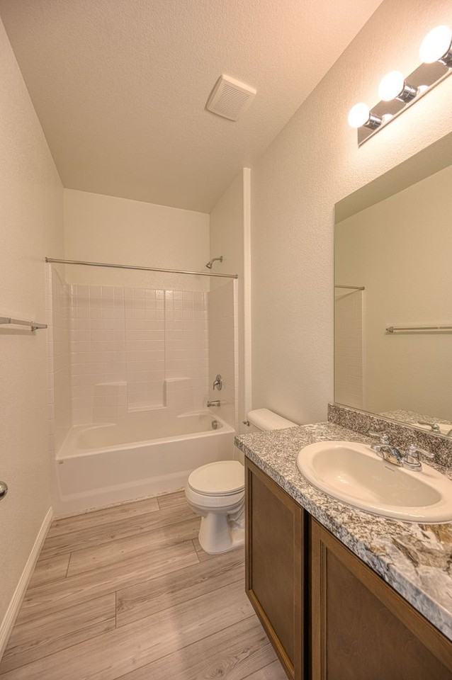3602 E Umatilla Ave - Photo 4 of 12