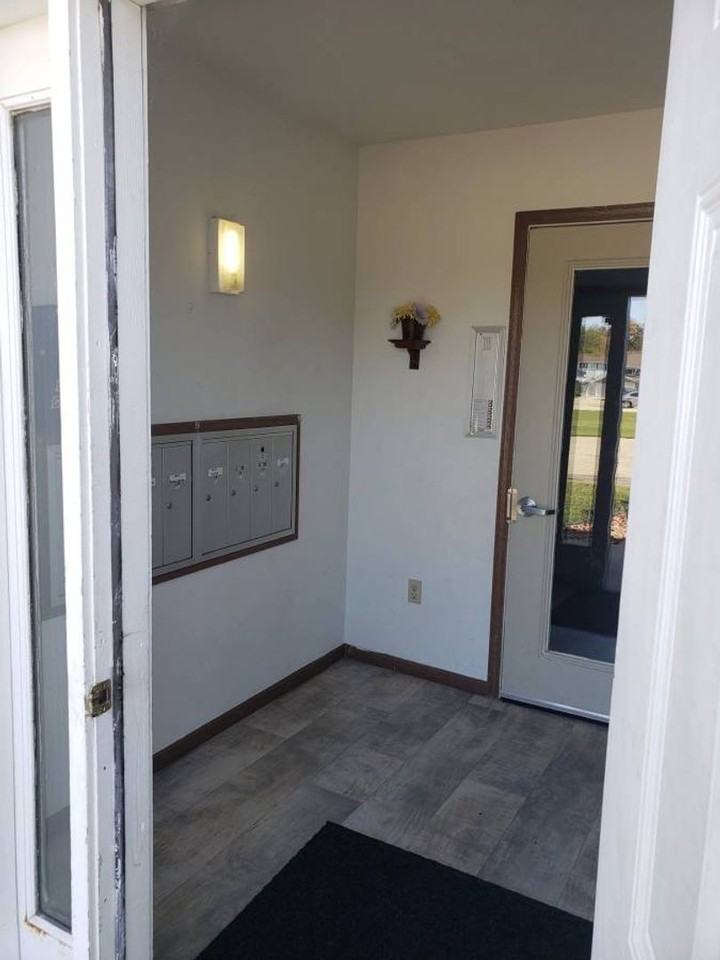 Crosswater Properties - Photo 2 of 10