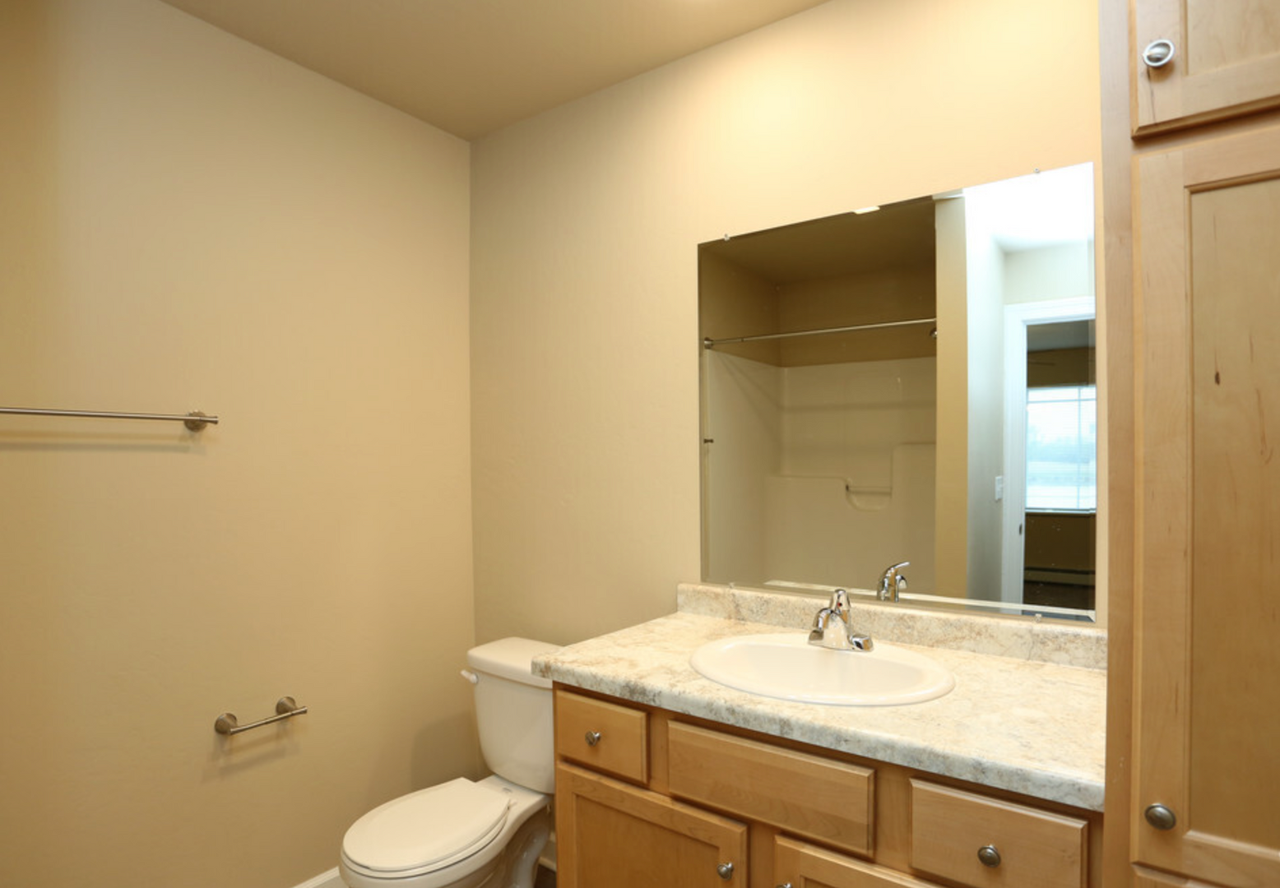 Rock Creek Apartments - Photo 7 of 23