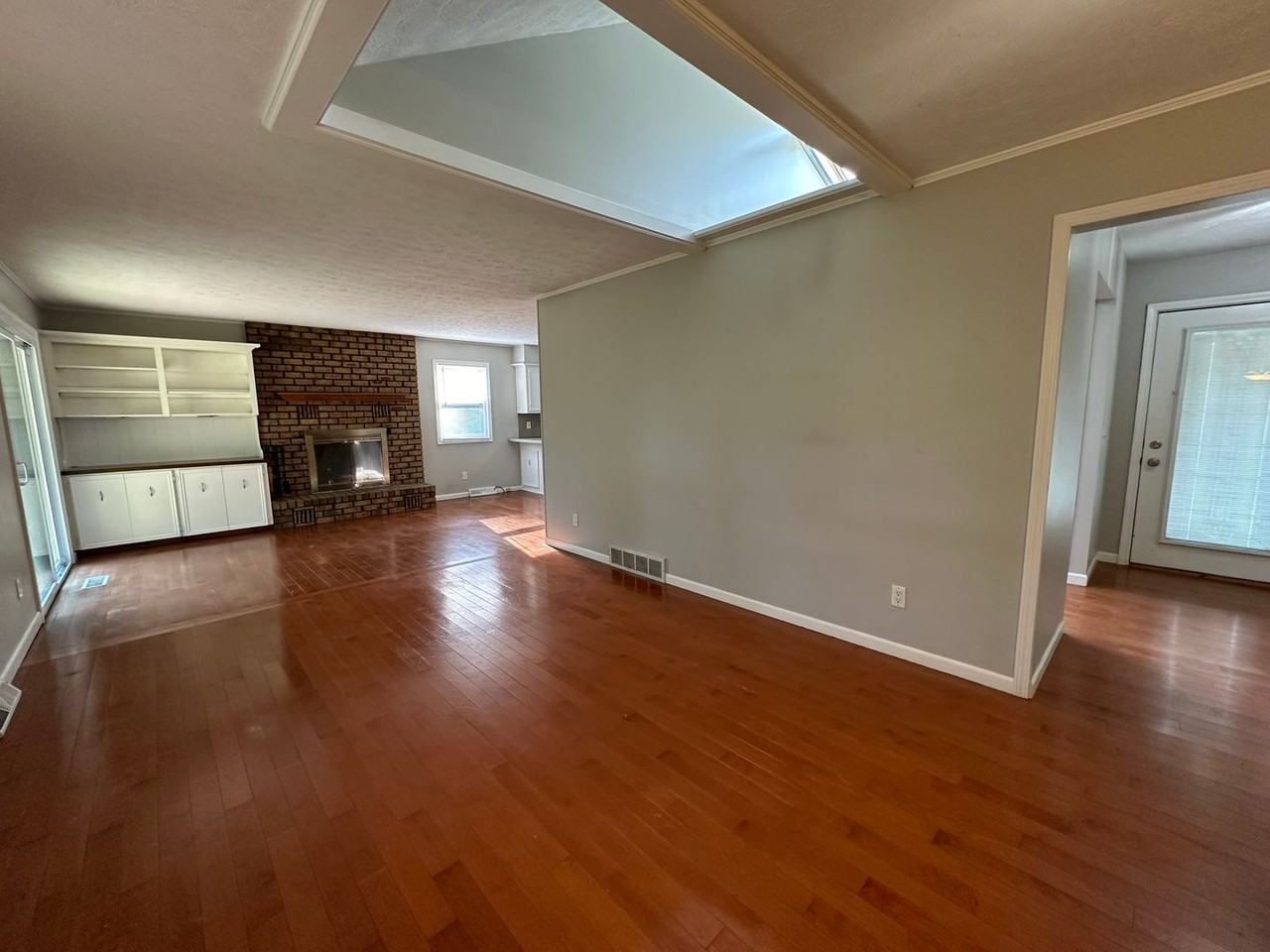 7963 Pine Hollow Dr Se - Photo 2 of 29