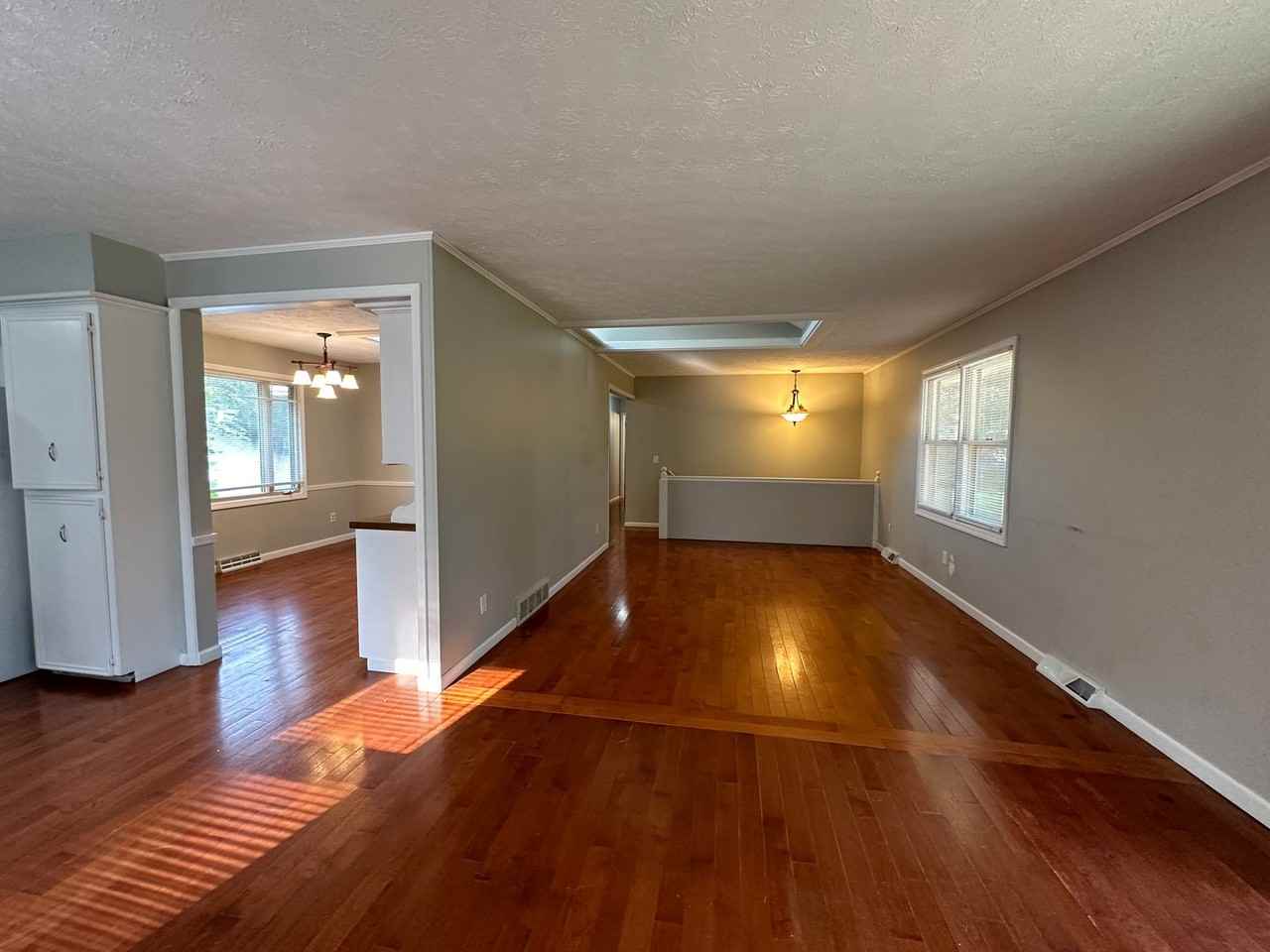 7963 Pine Hollow Dr Se - Photo 4 of 29