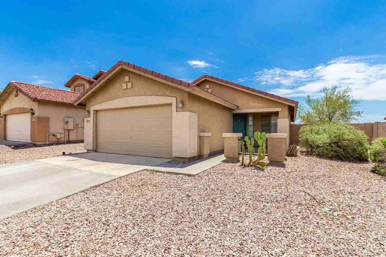 23809 W Adams St - Photo 2 of 22