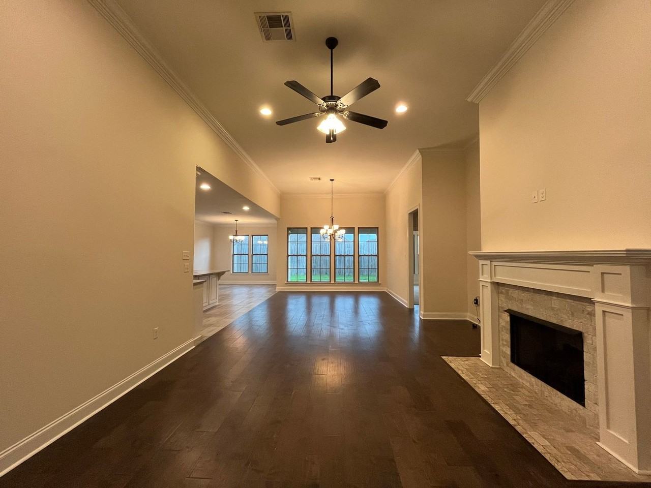39308 Copperwood Ave - Photo 2 of 14
