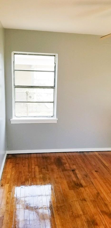 2718 Parkridge St - Photo 3 of 19
