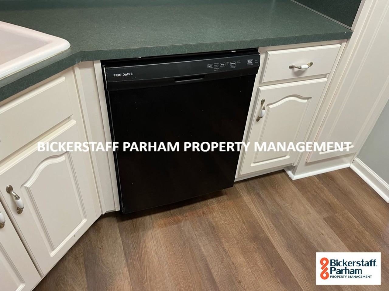 6226 Bayberry Dr - Photo 5 of 22