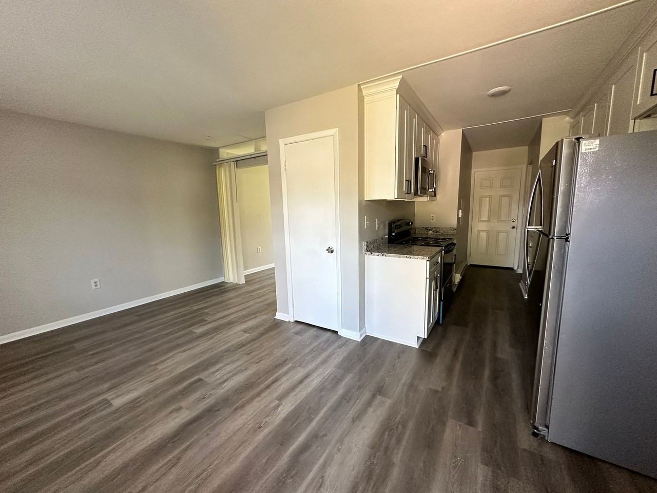 7560 Bellehaven Dr #28 - Photo 3 of 8