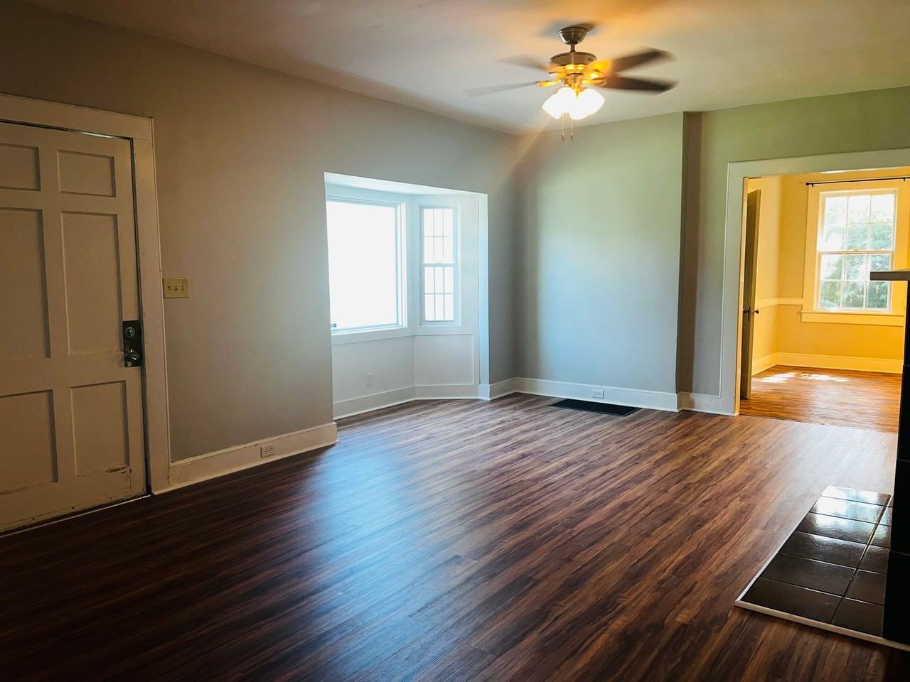 507 Sylvan Dr - Photo 3 of 33