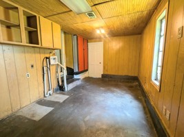 featured image of 3413 Moore Dr