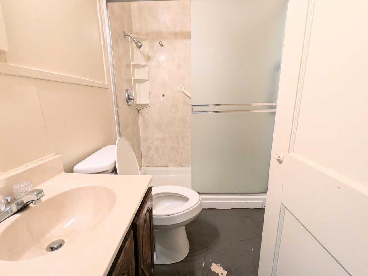 3413 Moore Dr - Photo 3 of 5